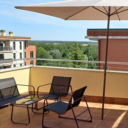 Apartamento Con 2 Dormitorios, Garaje Y Terraza Junto A Valladolid Exterior foto