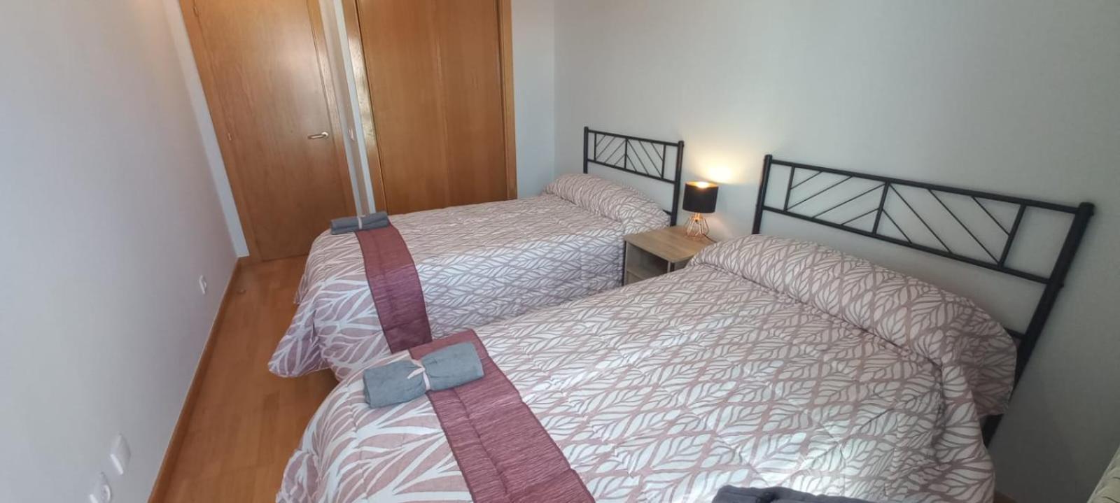 Apartamento Con 2 Dormitorios, Garaje Y Terraza Junto A Valladolid Exterior foto