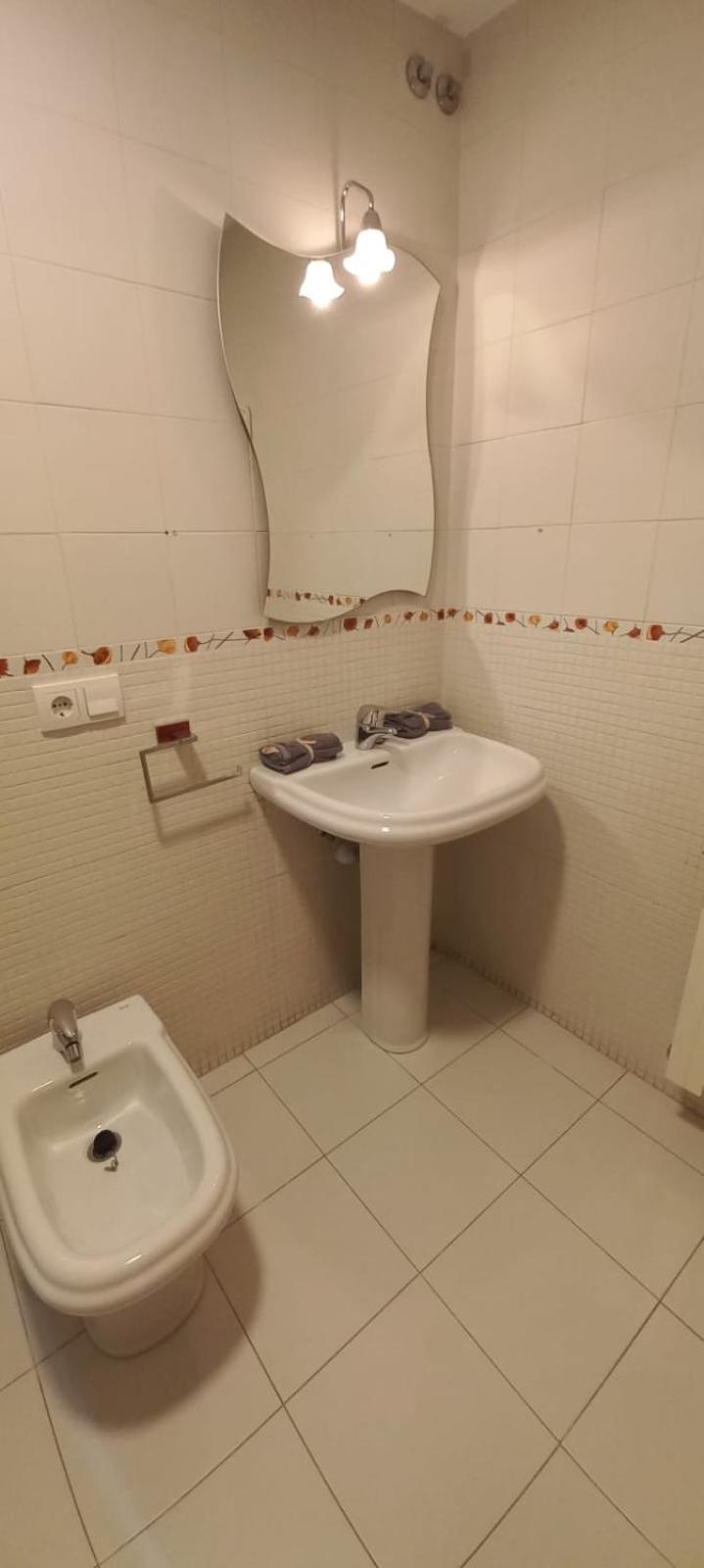 Apartamento Con 2 Dormitorios, Garaje Y Terraza Junto A Valladolid Exterior foto